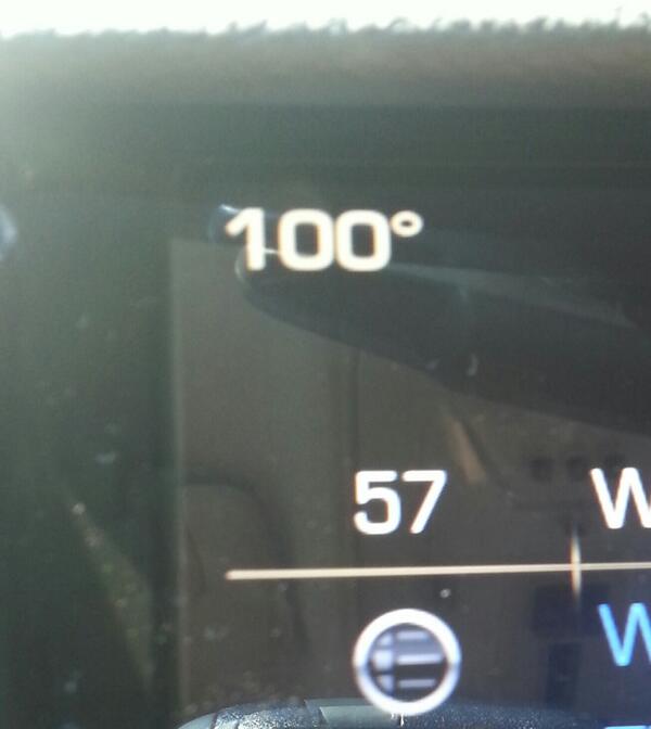 RoxanneRaeAnd's tweet image. Hot enough? #IwantFallweather