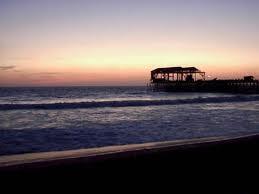 Guatemala_Inn's tweet photo. Atardecer en la playa, nada mas perfecto que eso, disfruta de la vista desde el hotel junto a tu pareja o familia. http://t.co/gvaSjbtPUN