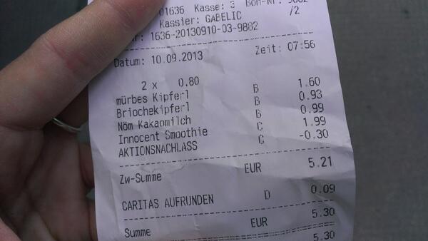 Helfen geht ganz einfach: Frühstücksgipferl fürs Büro und #Aufrunden bitte! @CaritasVienna