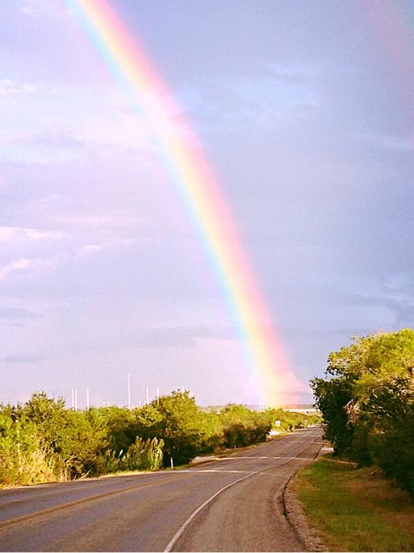 Maskoko's tweet photo. End of a rainbow is definitely in Three Rivers Tx. I love you @thaneohthane and gemma :) http://t.co/cRzzF37Fey