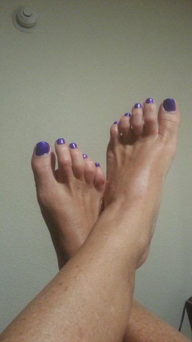 Pretty in purple this week mmmm. So suckable http://t.co/HLUQY41FZx