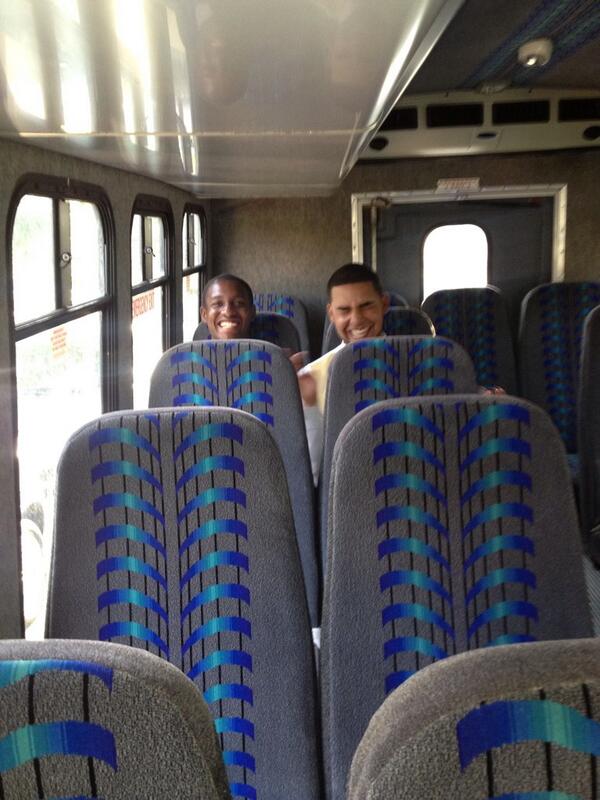 Chrissie_marie1's tweet image. #tweetapictureyoullneverdelete #prombus #2013goeshard @fweshlikejj @__Kmama