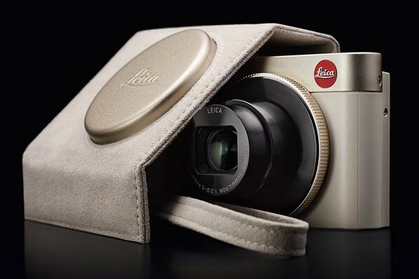 designboom's tweet image. #Audi designs compact digital camera for @leica_camera, the leica C type 112 designboom.com/technology/lei…