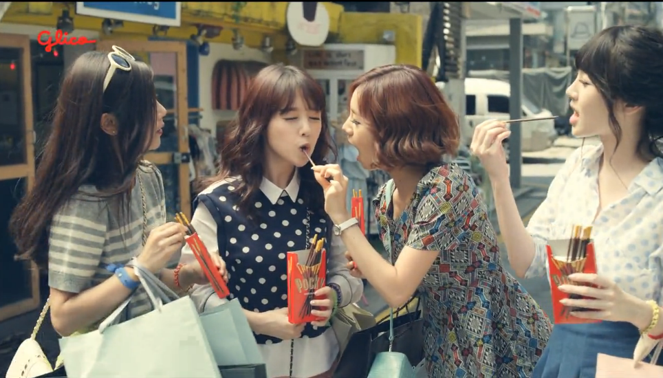 BTz1wNOCUAEJ-YG.png:large