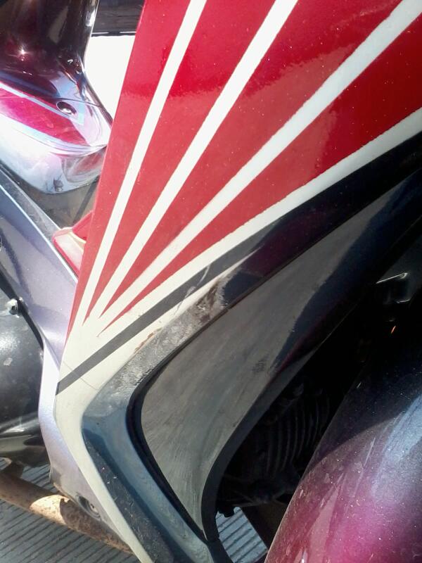 ICHAL_2329's tweet photo. Ketabrak lg motor gw ancur dh....hadehhhhh http://t.co/0uHx1zjqQU