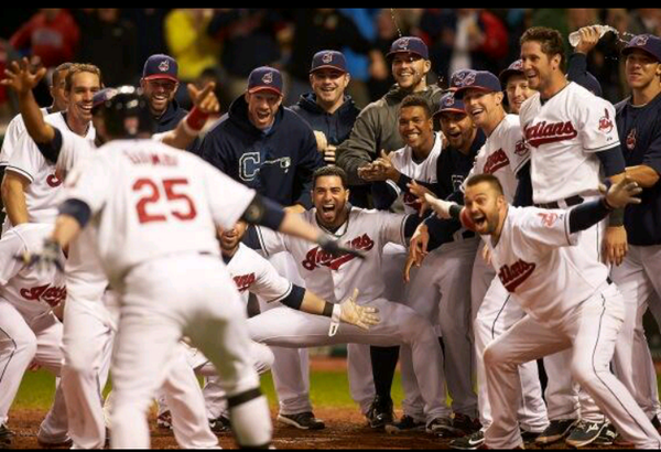 CavsWITNESS's tweet image. "@R_DiPaola016: #ChasingOctober http://t.co/xtUlD2EQhK"