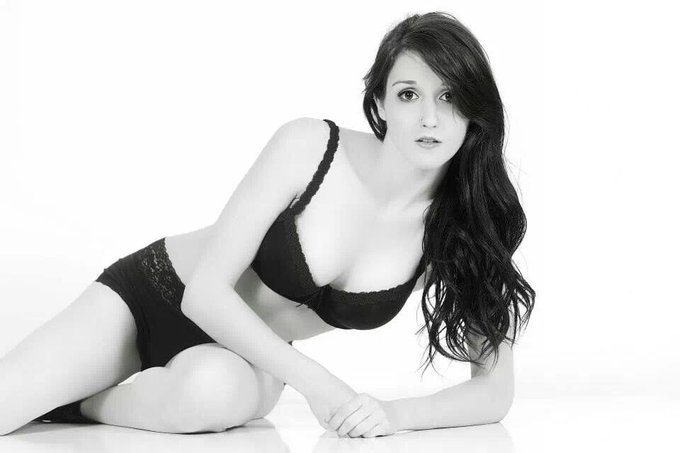 Sneak peek from todays shoot with Allen Manus at his studio had a blast!!! #modeling #werk #getonmylevel<a href="/tag/werk"class="tags"><span>#werk</span></a><a href="/tag/modeling"class="tags"><span>#modeling</span></a><a href="/tag/getonmylevel"class="tags"><span>#getonmylevel</span></a>