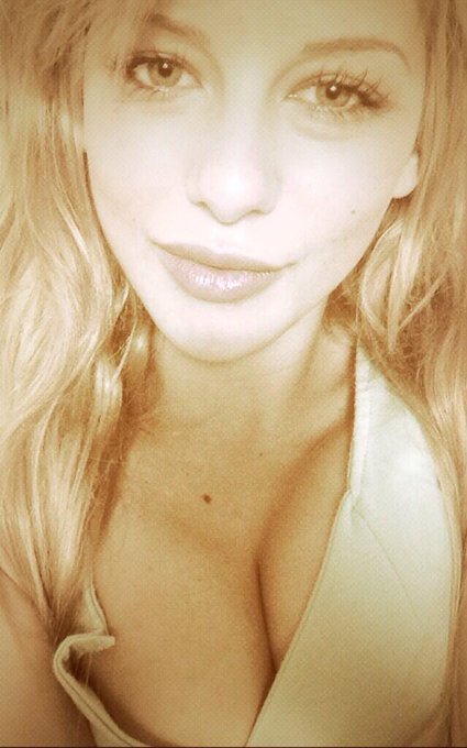 Night loves ? http://t.co/XLpiFAjSoG