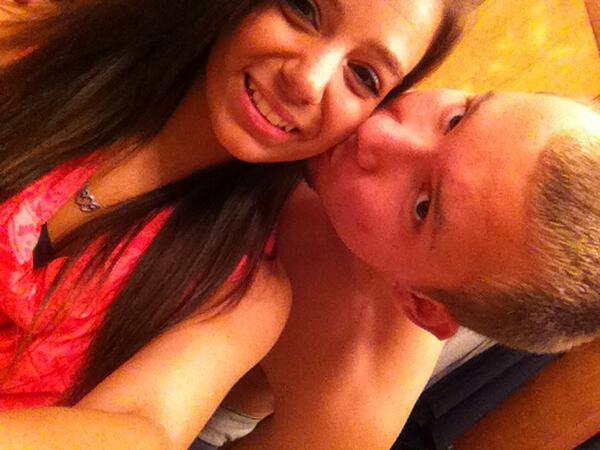 dmill_420's tweet photo. I love this girl so much, im so glad to have you back<3 http://t.co/DYrIZxtiOr