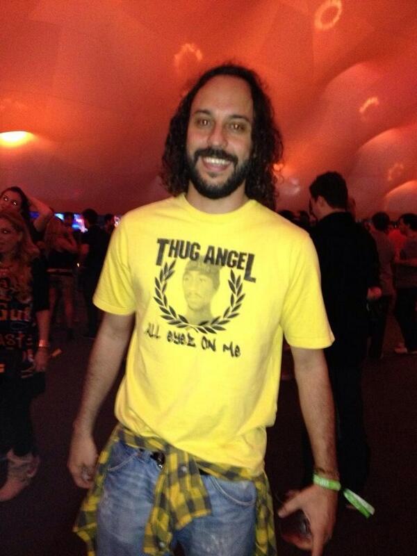rockinrio's tweet photo. Na Cidade do Rock! Você está acompanhando? #RockInRio #EuVou2013 com @pensadorgabriel http://t.co/mLcnd1C7fN