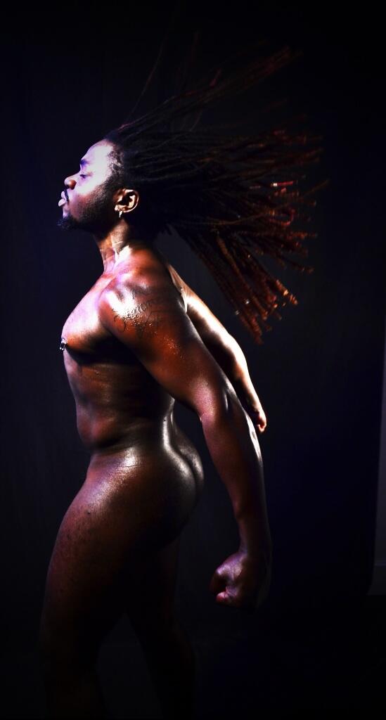WuuutThAFawwk's tweet photo. My inspiration of learning my #ModelSide #MaleModel http://t.co/XFBN4LebPU