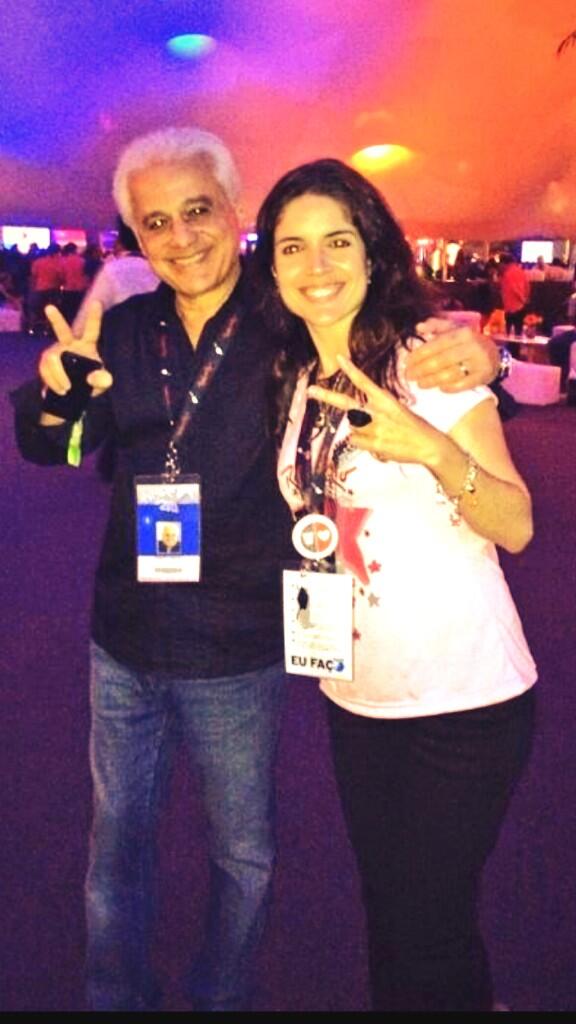 rockinrio's tweet photo. Na Cidade do Rock! Você está acompanhando? #RockInRio #EuVou2013 com Roberto &amp; Roberta Medina. http://t.co/0m94jln86Q