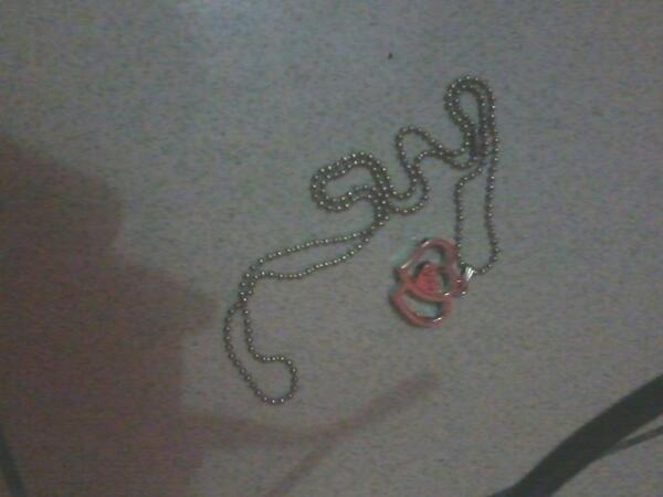 dreds902's tweet photo. @kholisoh13 na kalung x ynk ae http://t.co/AVHKNENOI9