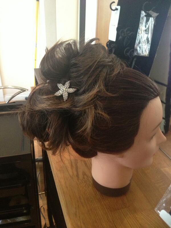 studio_aquarius's tweet photo. new Tiffany hair pieces for a fab up do look. So easy to put in and a great range of colours.@studio_aquarius http://t.co/JwrlWi6XLq