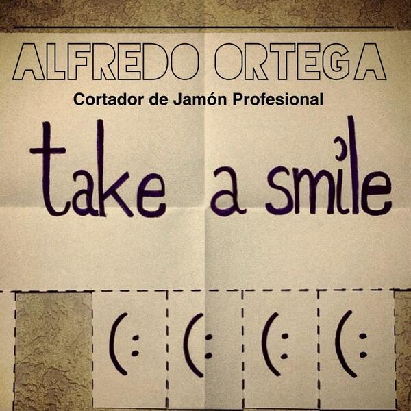 AO_CORTADOR's tweet image. La vida esta llena de buenos recuerdos... El #jamón uno de ellos. 👉AO CORTADOR👈 #cortede jamón a cuchillo