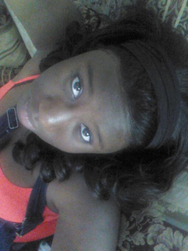 1SamoneLane tweet picture
