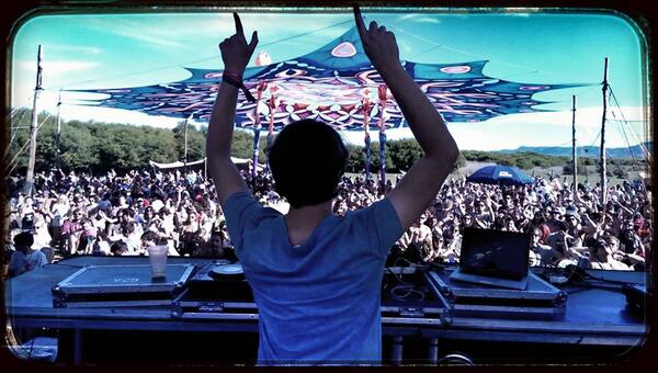 <a href="/jcopelandmusic/">James Copeland</a> at #ETD2013 smashing it up!