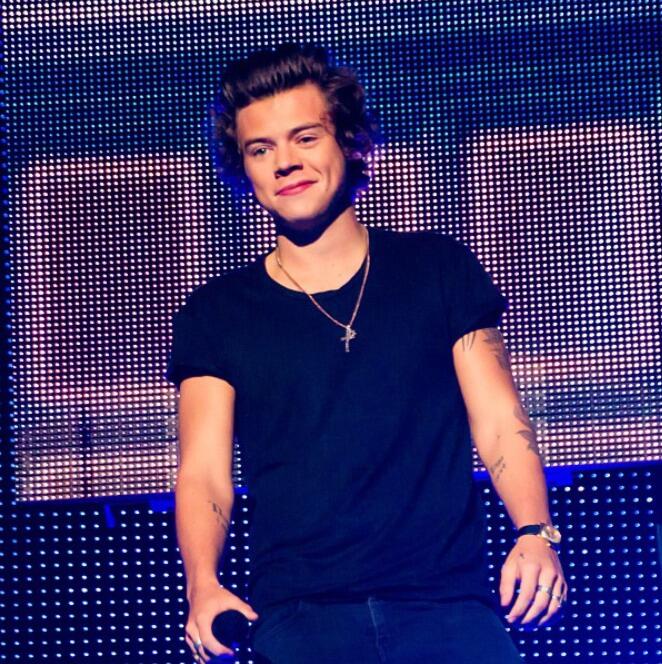 [TMH tour 2013] Photos - Page 8 BU21zpVCEAIBp7B