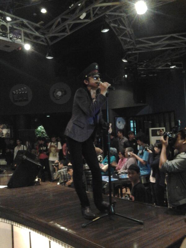 NOW,,RIF and Petrasihombing live on pressconf CAHAYA KECIL