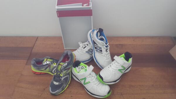Thx so much to <a href="/NBCricket/">New Balance Cricket</a> <a href="/NewBalance_SA/">New Balance SA</a> <a href="/newfor/">dayvison</a> my awesome gear. #leagueoftheirown #number1 <a href="/GrattanRips/">GrattanRippon</a>