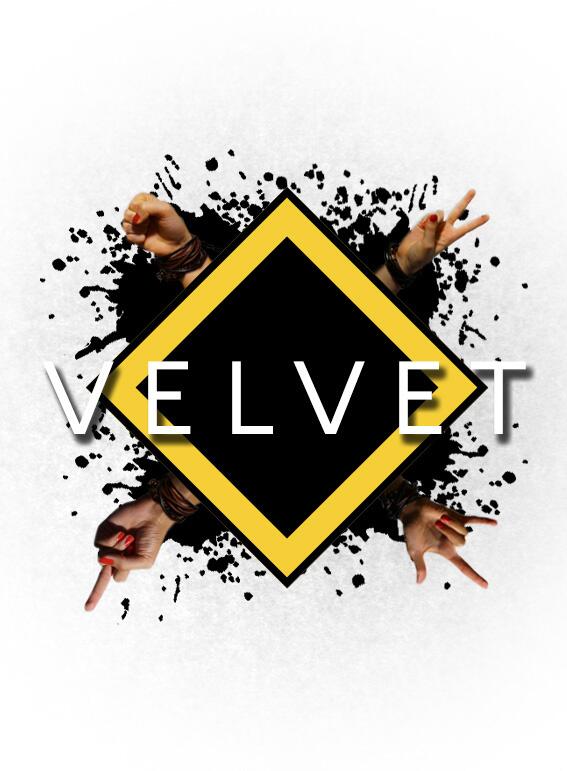velvetrimini's tweet photo. Questa grafica vince il contest per la nuova T-Shirt del Velvet, complimenti a Jacopo Iasimone!! #tshirt #velvet http://t.co/EXPEtMnnUr