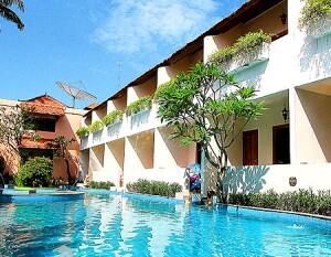HotelTrip's tweet photo. Bali’s Tropical Haven: Kuta Lagoon Resort &amp; Pool Villas http://t.co/hlgvbKd41k http://t.co/vSnbwBIjpw