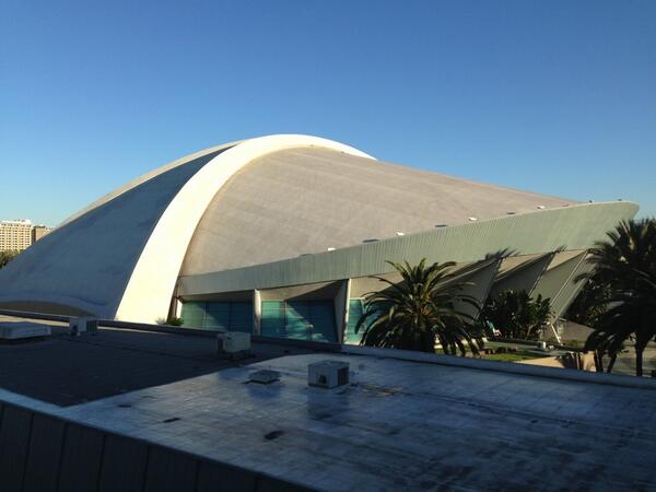 HighwayTrans's tweet photo. Was nearly eaten by this giant concrete clam on the way to #TMW13. http://t.co/qdwzoCmaby