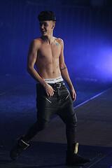 JustinHunky's tweet photo. RT IF u like guys http://t.co/T2gZb6jjpH