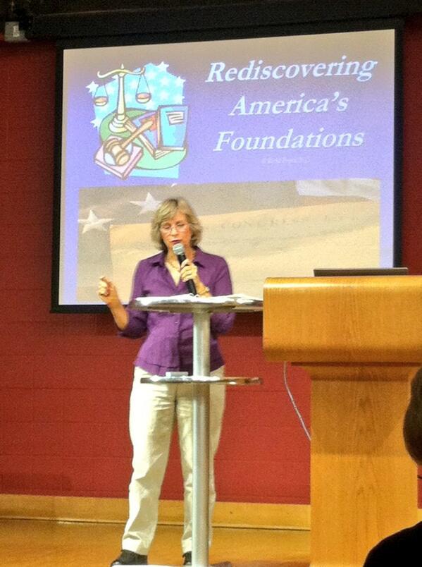 YAL_Sinclair's tweet photo. Guest speaker event! Ricki Pepin on the Institute of the Constitution |  #tlot #Constitution http://t.co/m7gT6cMzWf