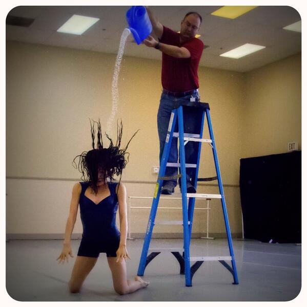 You never know what you'll see happening in the studios... #thisisnotflashdance #riteofspring #ballet