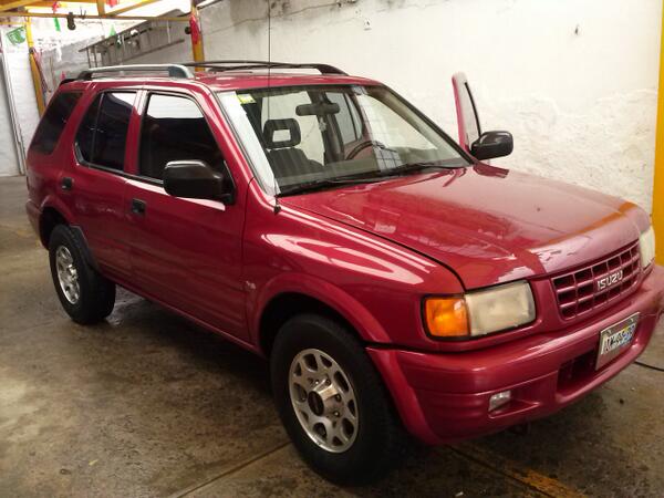 Bobby C. tweet media