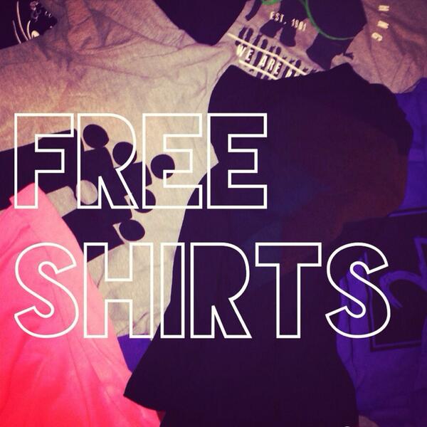 LonelyCrowdCo's tweet photo. RT and use the tag #myfavoriteshirt for chances to win free gear! Winners will be announced at the end of the week! http://t.co/iiJOupX7C1