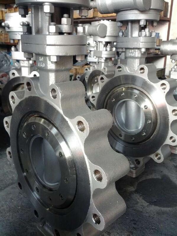 Valve butterfly, lugged - Transcend Flow Control