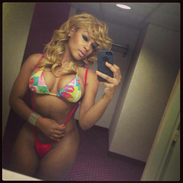 StripperGlobal's tweet photo. http://t.co/0v5SvZig01