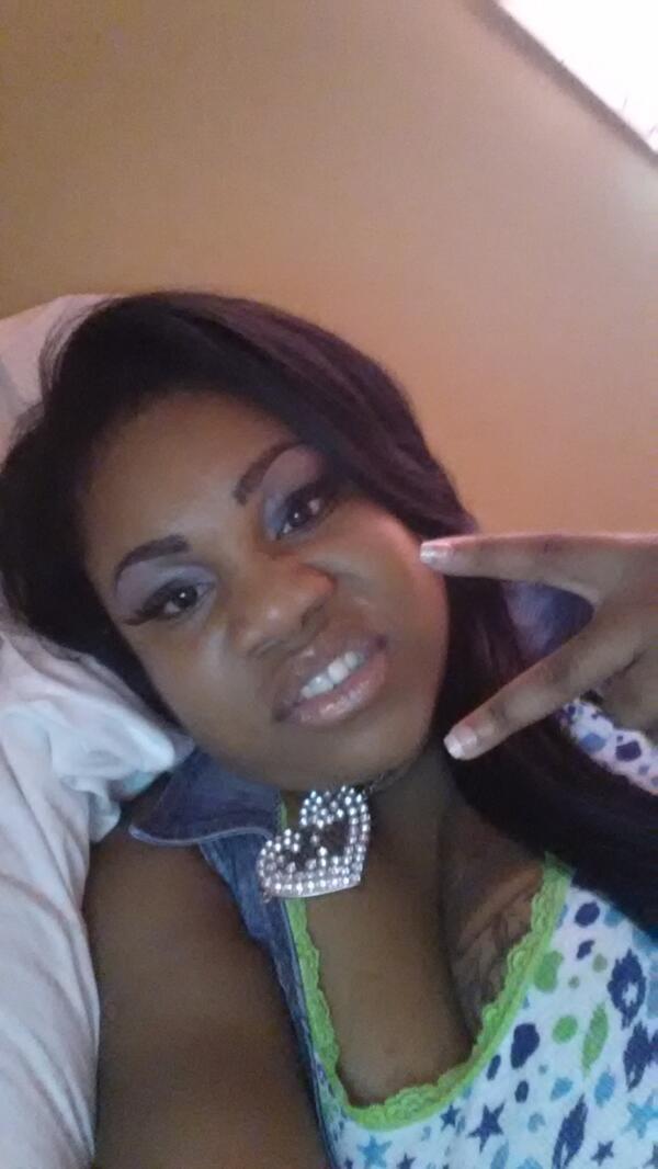 loyalty4life28's tweet image. So I finally got a Tweeter, lol #timetogetstarted #whereiseveryoneat????