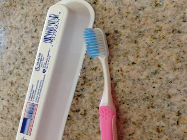 shopsavingmomma's tweet image. Colgate Slimsoft toothbrush is a cool brush w/really skinny bristles that really do give a good cleaning! #Slimsoft