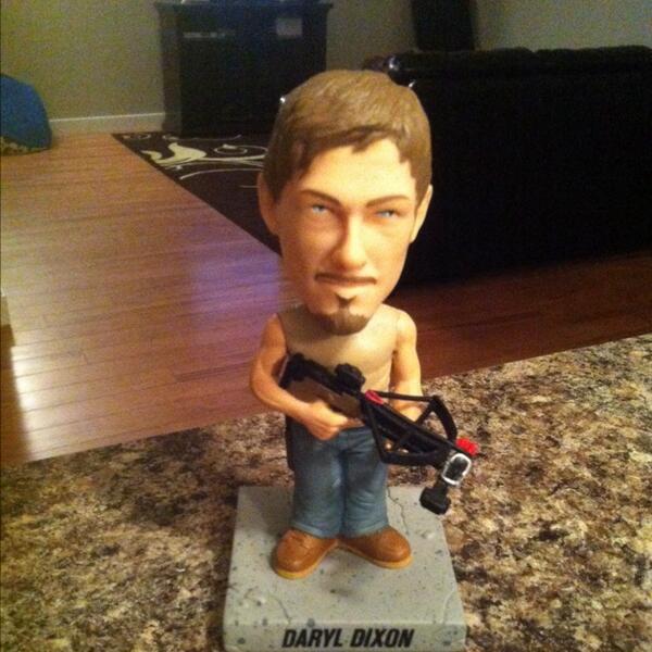 MissMoe's tweet photo. Good to know all is well in the Whitton household- thanks Daryl @wwwbigbaldhead http://t.co/SpxZxUTbe5