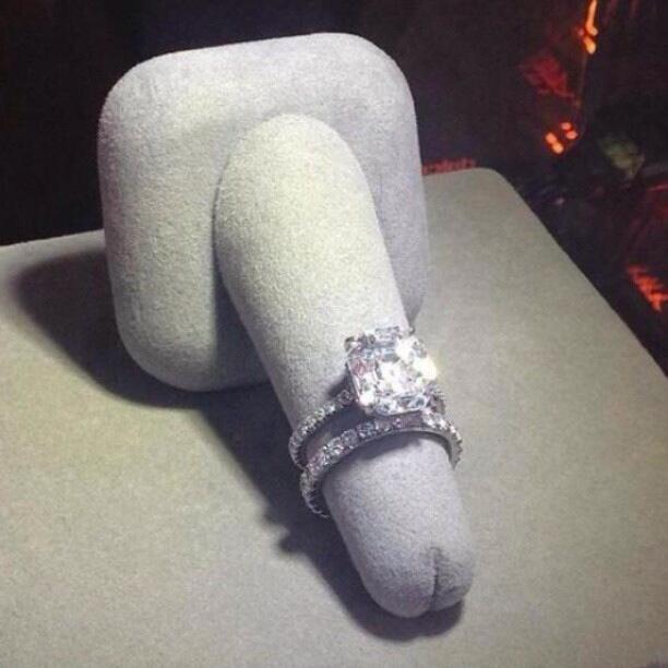 @JustStephyC @DeeBlursian http://t.co/B9GIE4QF2d why does it look like a penis...with a ring on it..<a class="tags" target="_blank" title="On Twitter" href="/?out=eyJ0eXAiOiJKV1QiLCJhbGciOiJIUzUxMiJ9.eyJpYXQiOjE3MjI3MTQ4ODYsImlzcyI6InR3cG9ybnN0YXJzLmNvbSIsIm5iZiI6MTcyMjcxNDg4NiwiZXhwIjoxNzU0MjUwODg2LCJyZWRpcmVjdF91cmwiOiJodHRwczovL3R3aXR0ZXIuY29tL0p1c3RTdGVwaHlDIn0.4G9cRU7EP_EDvOACv6kpGTfrKdCNEHERRY6jT3GP21GPtPrmMyZhjneJ8VOlTg1lHaq1UdYWa_CmN5LotFZXqw">@JustStephyC</a><a class="tags" target="_blank" title="On Twitter" href="/?out=eyJ0eXAiOiJKV1QiLCJhbGciOiJIUzUxMiJ9.eyJpYXQiOjE3MjI3MTQ4ODYsImlzcyI6InR3cG9ybnN0YXJzLmNvbSIsIm5iZiI6MTcyMjcxNDg4NiwiZXhwIjoxNzU0MjUwODg2LCJyZWRpcmVjdF91cmwiOiJodHRwczovL3R3aXR0ZXIuY29tL0RlZUJsdXJzaWFuIn0.zlH5ZWIDa7Y6xdW-28Vo_c_IMK0jH32PuZKHOaJmQbfJCaEeUReYlUi7NLAa4cpbSDl76zbdyL-kH0Fd9daSVA">@DeeBlursian</a>