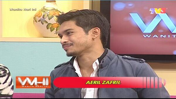 View image on Twitter