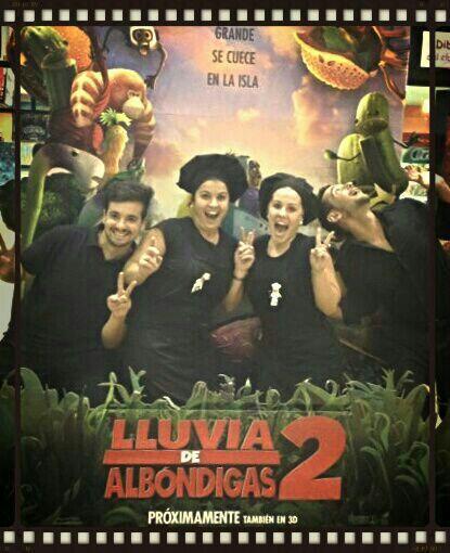 TabernaLoli's tweet photo. Lluvia  de albóndigas 2 no te lo pierdas cines Bahia Mar http://t.co/VcqXrEXNPn