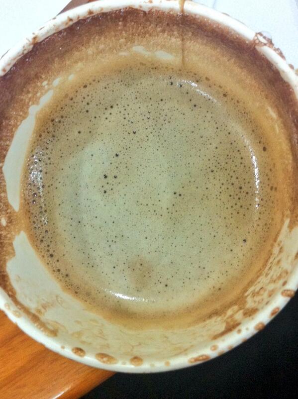 Hiin's tweet photo. Banana mocha hit my brain and hype me up #humpday http://t.co/Gp3aDL8xfW