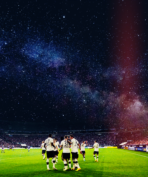 MiaSanWorldwide's tweet image. Keep your eyes on the stars, and your feet on the ground. #MiaSanMia