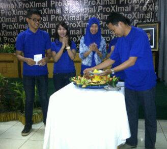 infusmedia - Kemeriahan peringatan hari jadi angkatan 2011 ProXImal FK Unimal berlangsung..(facebook.com/infusmedia.uni…)