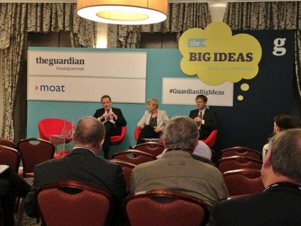 moathomes's tweet photo. #GuardianBigIdeas #HousingCliff fringe kicking off in the Consort Room at The Grand #lab13 ^HC http://t.co/oqXDZARx4D