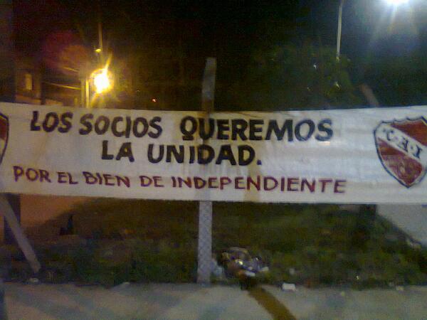 caruex's tweet photo. @AutnticosRojos La soluciones a los problemas del CAI no tienen nombre propio, somos todos http://t.co/yHvZoeJupP