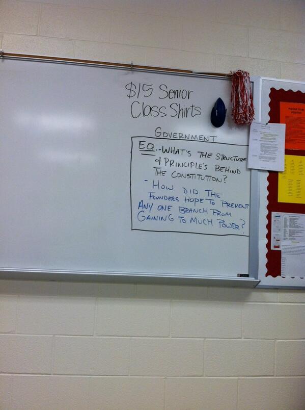 DFOWL3R's tweet image. It's on the board people #ClassShirts #15