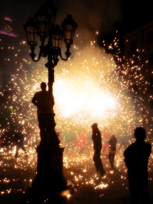 JonatanMuriel's tweet photo. Foc i festa a Sta. Tecla 2013 #Tarragona filter:images #santateclalv filter:images http://t.co/jEOXaXI6dq
