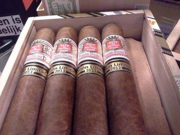 Nieuw  Hoyo de  Monterrey   Grand Epicure
