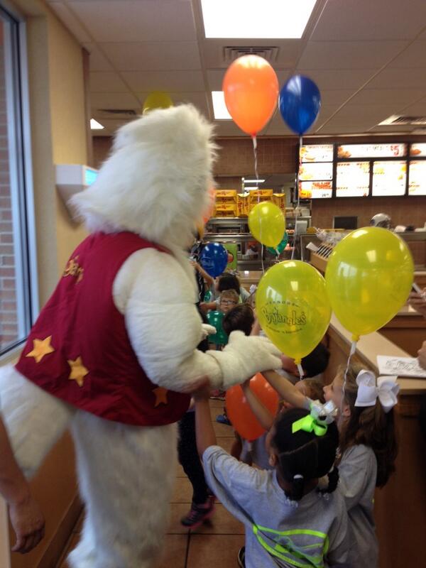 Leatherwood22's tweet image. Chillin with JB and his friends in @Weemsy5 hood today. Majors office, Police &amp;amp; Firestation, library and #Bojangle's