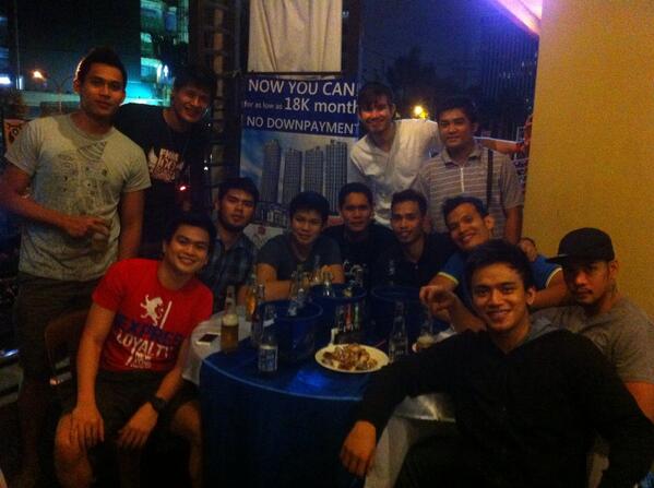 ROIDERbangfor3's tweet photo. RT"@japscruz: Happy birthday dad! @CabreraRoider10 @roadknee17 @ericcamson @jewickaren08 @jancolina14 @januslozada http://t.co/WTurA9PRy9"